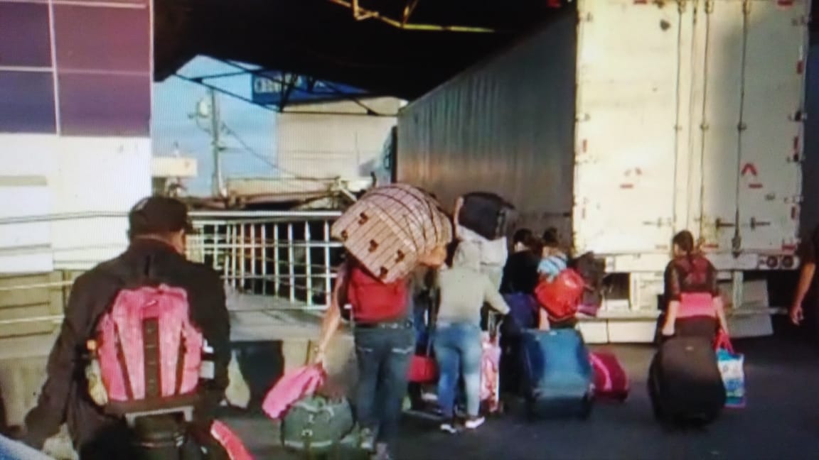 Los nicaragüenses agradecieron a los panameños el apoyo que les brindaron. Foto: Mayra Madrid