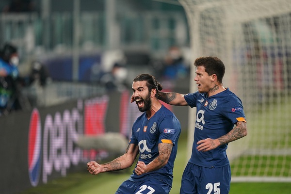 Sérgio Oliveira marcó el gol que le dio el pase al Porto a los cuartos de final. Foto: @FCPorto