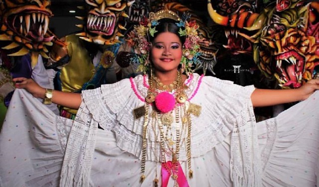 S. R. M. Montserrat Rodríguez, reina infantil Festival Nacional de la Cumbia Chorrerana. Foto: Cortesía 