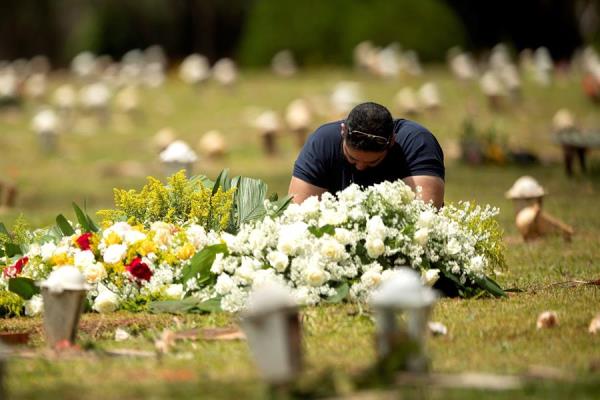  Brasil enfrenta una segunda ola de la covid-19 mucho más letal que la primera. EFE