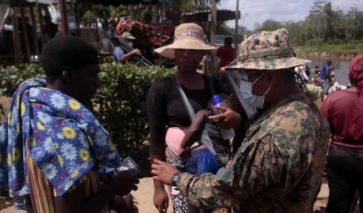 Diariamente ingresan migrantes a Panamá que llegan al sector de Bajo Chiquito en la provincia del Darién. Víctor Arosemena