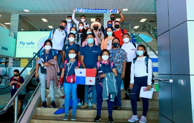 Ifarhu beca a estudiantes que estudiarán medicina en Cuba. Foto:Cortesía