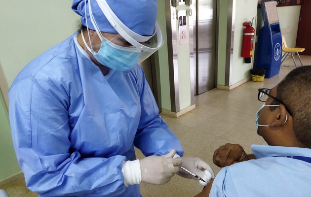 Panamá se encamina al millón de personas vacunadas contra la covid-19. Foto: Cortesía CSS