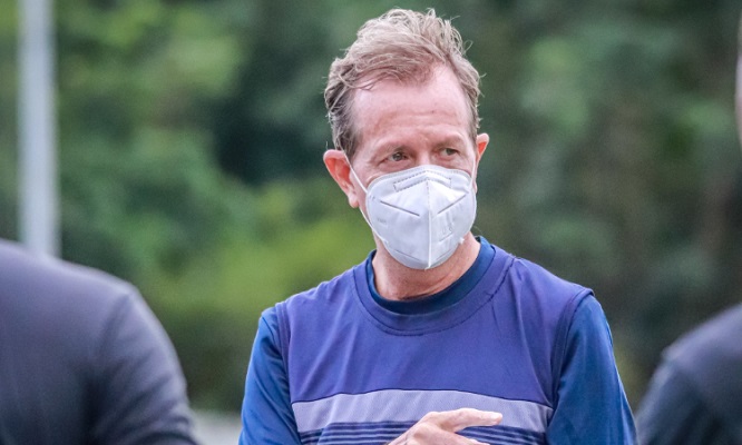 Gary Stempel en los entrenamientos de Universitario. Foto:@UDUniversitario