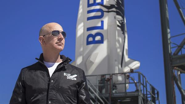 Una foto sin fecha facilitada por Blue Origin muestra al fundador de Blue Origin, Jeff Bezos. Foto:EFE