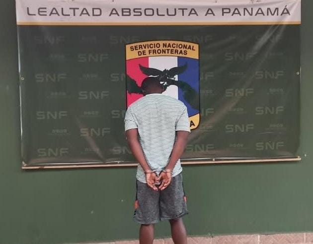 A través de Interpol Paso Canoas se corroboró que el nigeriano era buscado por drogas en Brasil. Foto: Cortesía Senafront