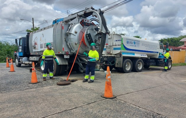 Limpian sistemas de desagües en barriadas de Panamá Oeste. Foto: Eric Montenegro