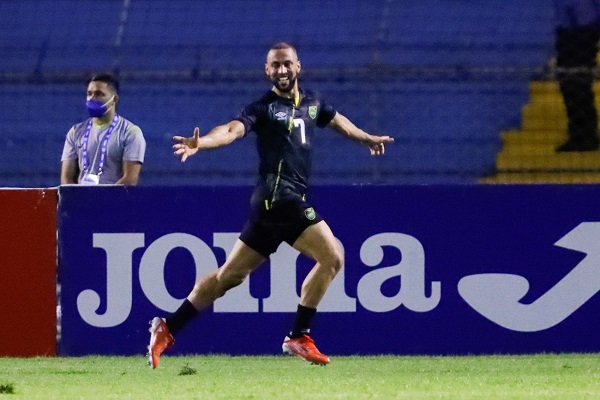 Jamaica derrotó a Hondura 2-0 en condición de visitante. Foto: EFE