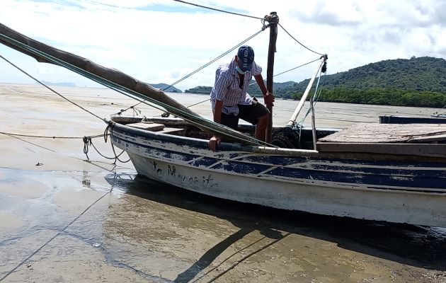 Se requiere reforzar la vigilancia en tierra y en la zona costera antes de que los pescadores opten por armarse y se genere algún tipo de enfrentamiento. Foto: Eric Montenegro