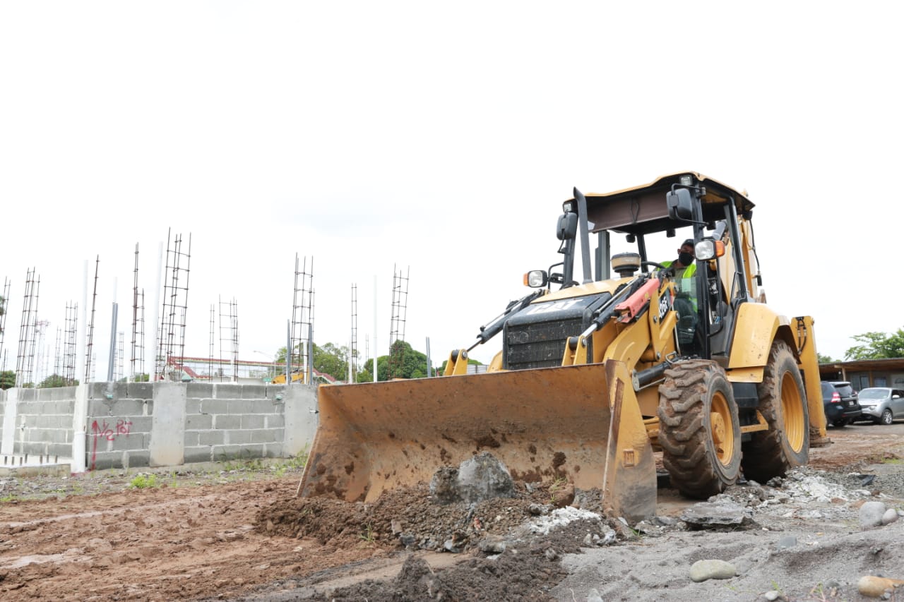 La construcción de la escuela está detenida. Foto: Cortesía