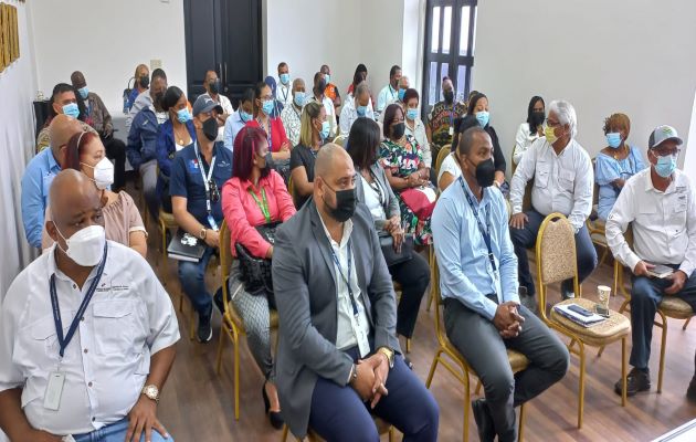 La denuncia sobre las nuevas invasiones fue expuesta en medio de la reunión de la Junta Técnica de la provincia de Colón. Foto: Diomedes Sánchez