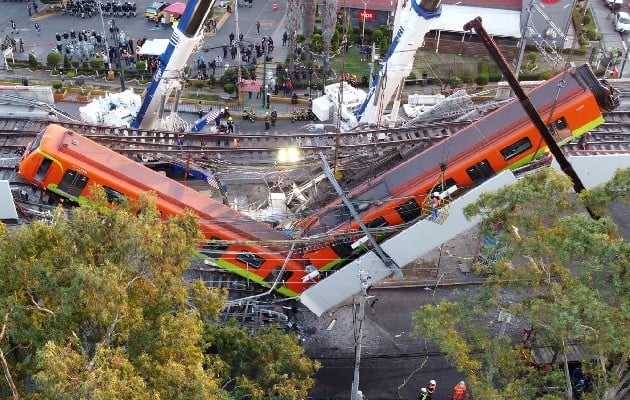 La tragedia de la Línea 12 del metro de México dejó más de 20 muertes y un centenar de heridos en mayo 2021. Foto:. EFE