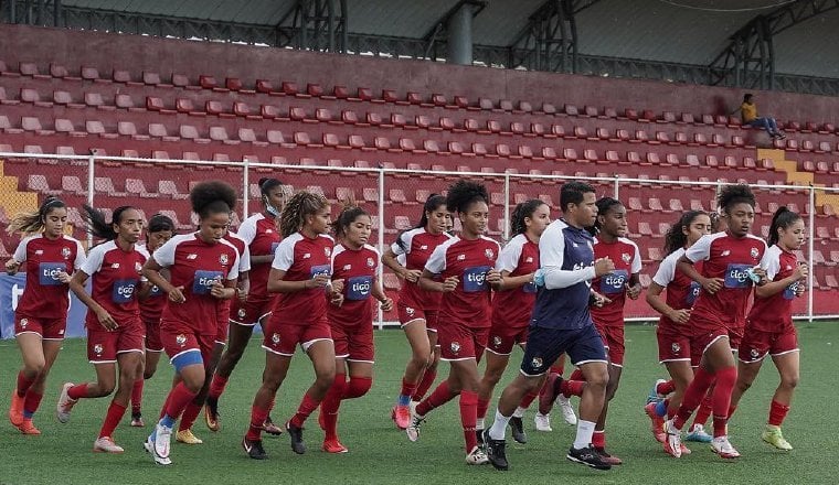 Selección femenina de fútbol. Foto:Fepafut