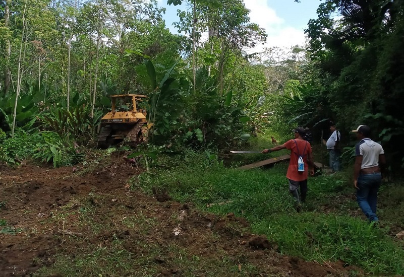 La comunidad Emberá-Wounnan necesita vías pavimentadas hacia los pueblos dentro del Alto Tuira. Foto: Cortesía