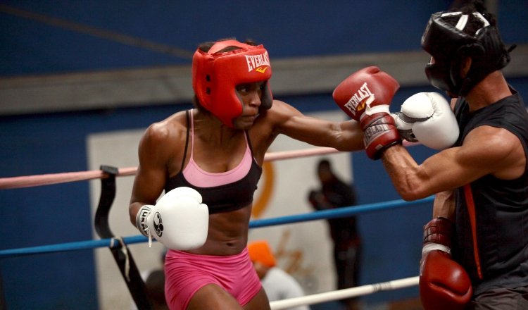 Atheyna Bylon (izq.) ha participado en dos Juegos Olímpicos. Foto:EPASA