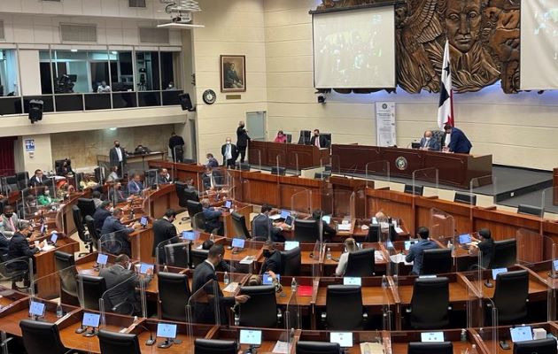 Pleno de la Asamblea Nacional aprobó en segundo debate proyecto sobre la Unachi. Foto: Cortesía Asamblea Nacional