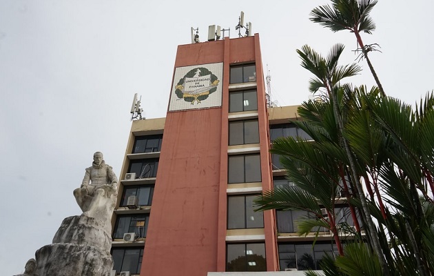 El protocolo también sería aplicable al cuerpo docente y administrativo de la máxima casa de estudios del país. Foto: Universidad de Panamá