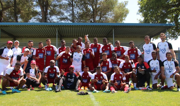 Equipo Sub-21 de Panamá, luego de los entrenamientos. Foto: Fepafut