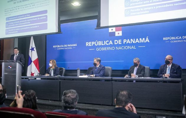 El  vicepresidente José Gabriel Carrizo presentó el plan piloto MedicSol. Foto: Presidencia 