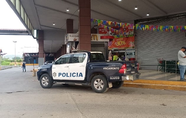 El dinero había sido extraído de un cuarto en donde el personal del supermercado realiza el arqueo del dinero producto de las ventas del día. Foto. Eric Montenegro