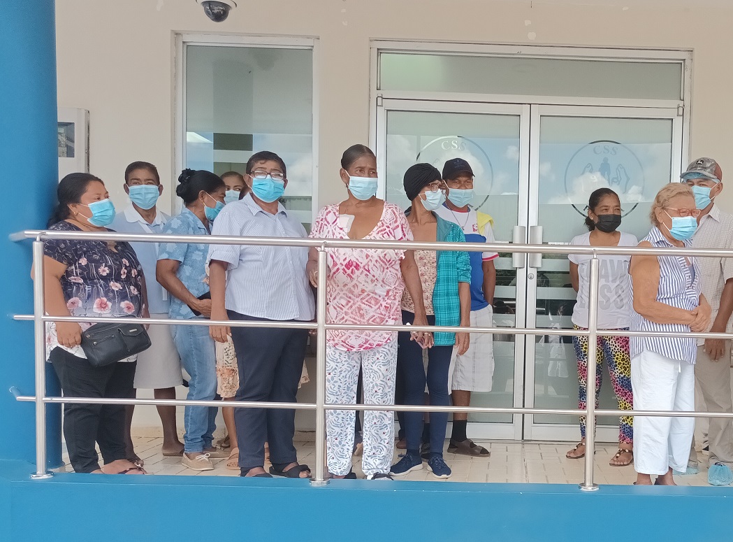 Los pacientes no descartan medidas de fuerza si esta situación continúa. Foto: Melquiades Vásquez