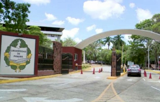 La Universidad de Panamá continúa en el primer lugar en nuestro país. Foto: Archivos