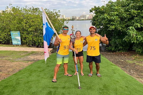 Equipo panameño en el Campeonato Mundial de Stand Up Paddle y Paddleboard de Puerto Rico. Foto: Cortesía