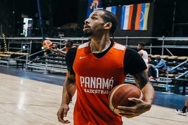 Trevor Gazkins jugador de la selección de Panamá. Foto: Fepaba