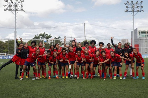 Equipo femenino de Panamá. Foto:EFE