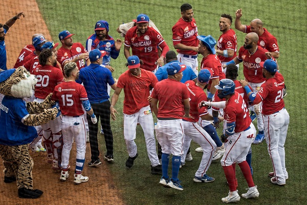 Jugadores de República Dominicana, festejan. Foto: EFE