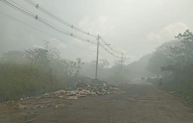 El humo que emana de Cerro Patacón en tóxico. Foto: Cortesía