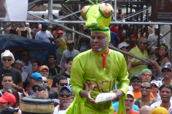 'La Ñata' con uno de sus particulares disfraces. Foto: Archivo