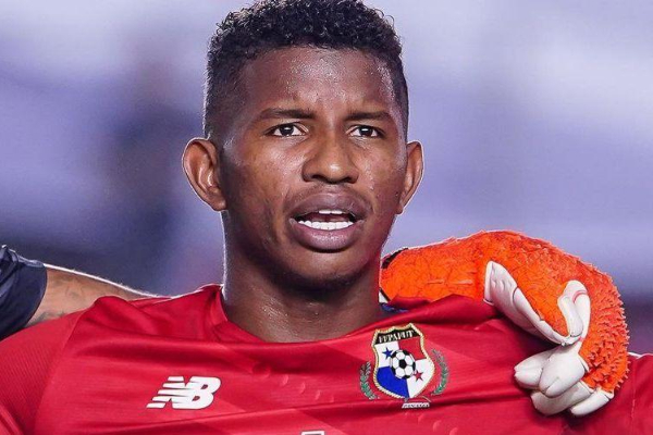 Fidel Escobar defends himself against accusations of “bad pay”