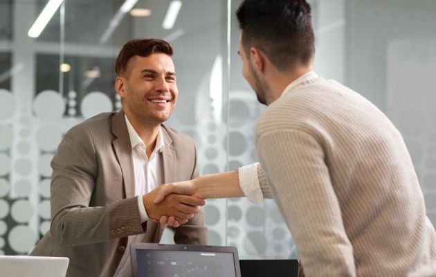 El 32% de las búsquedas de talento humano se encuentran relacionadas al sector comercial. Foto: Cortesía