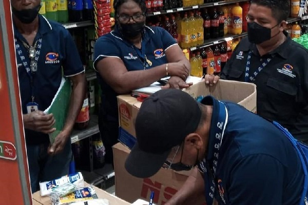 El informe de la entidad destacó que la gran mayoría de estos comercios con anomalías son reincidentes. Foto. Archivo