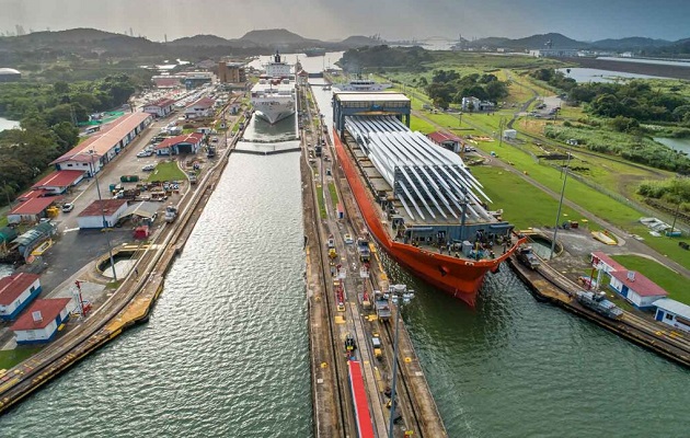 El Canal de Panamá enfrenta problemas con los niveles de agua. Foto: ACP