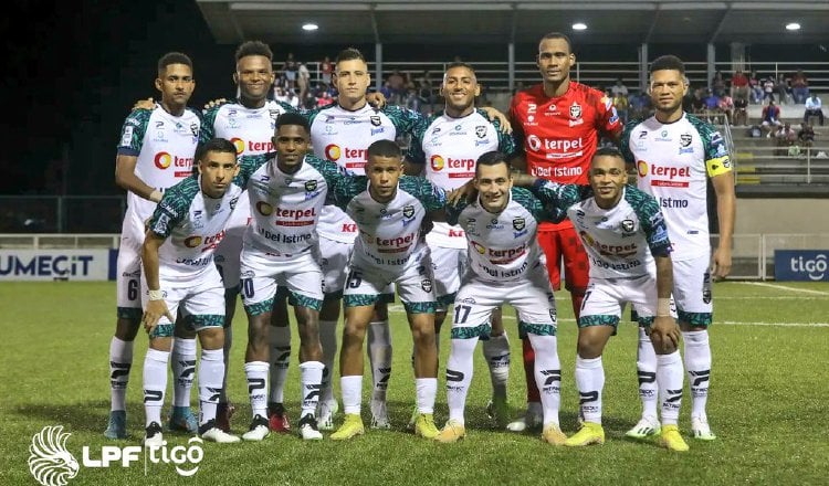 3-1. CAI derrotó a Tauro F.C. y se coronó campeón del torneo Apertura 2023  en Panamá – Latina Network