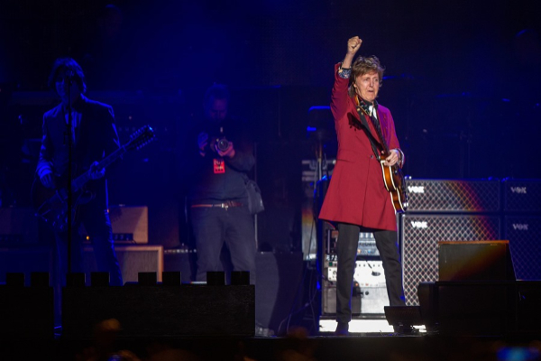 Paul MacCartney en una presentación, el 28 de abril de 2014, durante un concierto en Quito (Ecuador). Foto: EFE / José Jácome