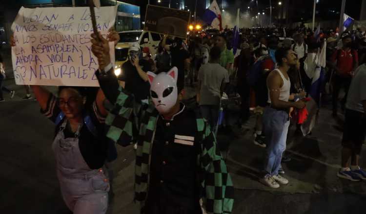 Panamá ha estado sumergida en dos semanas de protestas contra el contrato con Minera Panamá, que ha afectado la productividad. Foto: Víctor Arosemena