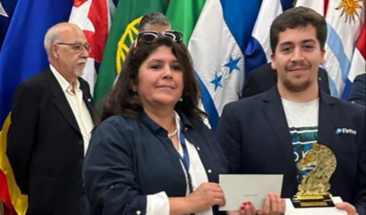 El gran Cristóbal Henríquez Villagra se ganó el torneo en Panamá. Foto: Cortesía