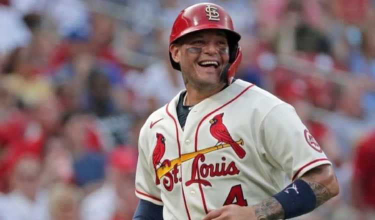 El exreceptor puertorriqueño Yadier Molina. Foto: EFE