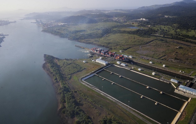 El canal afronta una fuerte sequía producto del fenómeno El Niño.