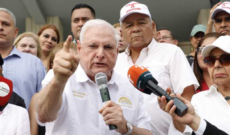 El expresidente Ricardo Martinelli, quien encabeza las encuestas de opinión, con miras a las elecciones del 5 de mayo, ha sido blanco de persecución política.