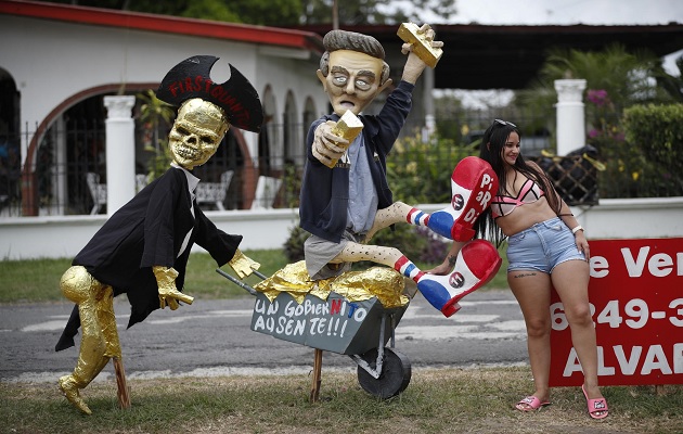 Los panameños despiden el año viejo y dan la bienvenida al nuevo.  Foto: EFE