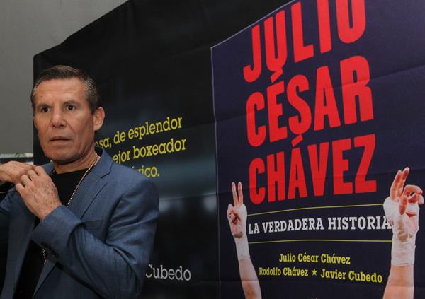 Julio César Chávez excampeón mundial de boxeo. Foto: EFE