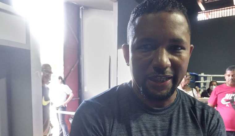 Ricardo 'El Maestrito' Córdoba, entrenador del Equipo Azul. Foto: Jaime Chávez