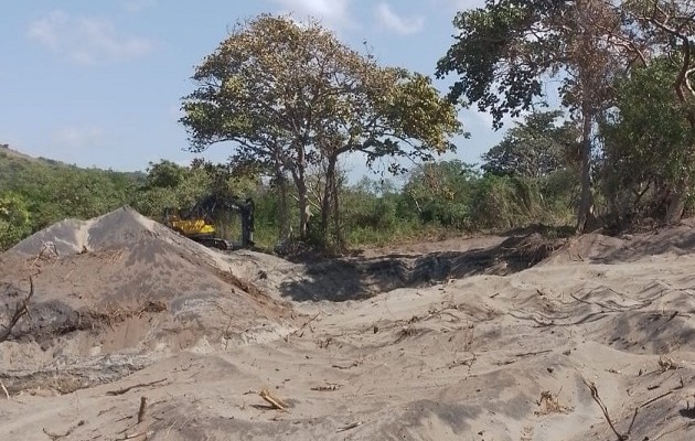 La finca en donde se realizaba la extracción de arena se encuentra en un proceso de litigio. Foto: Eric A. Montenegro