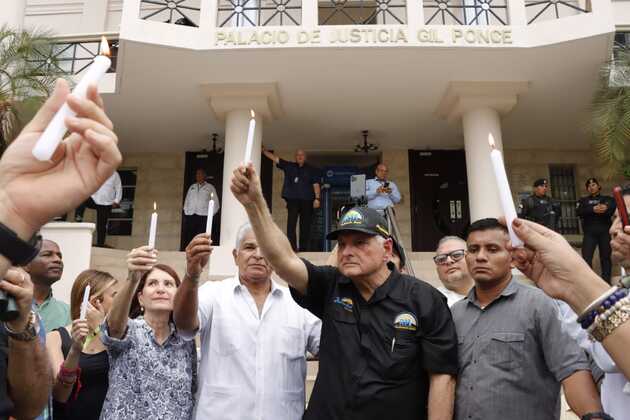 Ricardo Martinelli denunció la indefensión que vive en medio de la contienda electoral. Foto: Víctor Arosemena 