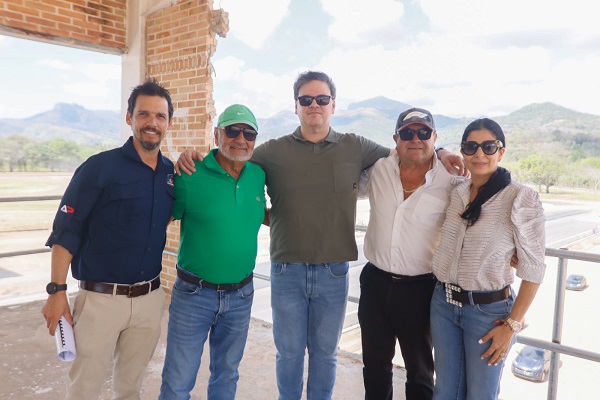 La leyenda colombiana del Pablo Montoya en el Autódromo de Panamá. Foto: Cortesía