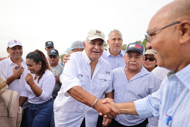 José Raúl Mulino ha sentido en primera persona el respaldo del pueblo. Foto: Cortesía